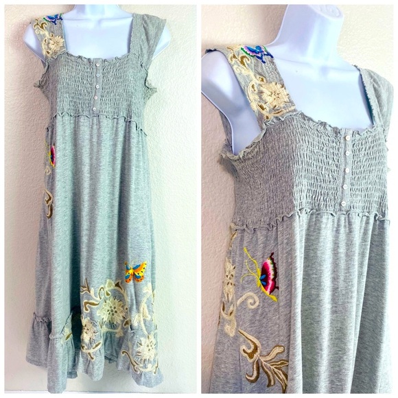 Johnny Was Grey Floral Butterfly Embroidered Smocked Dress Size M - Picture 1 of 11
